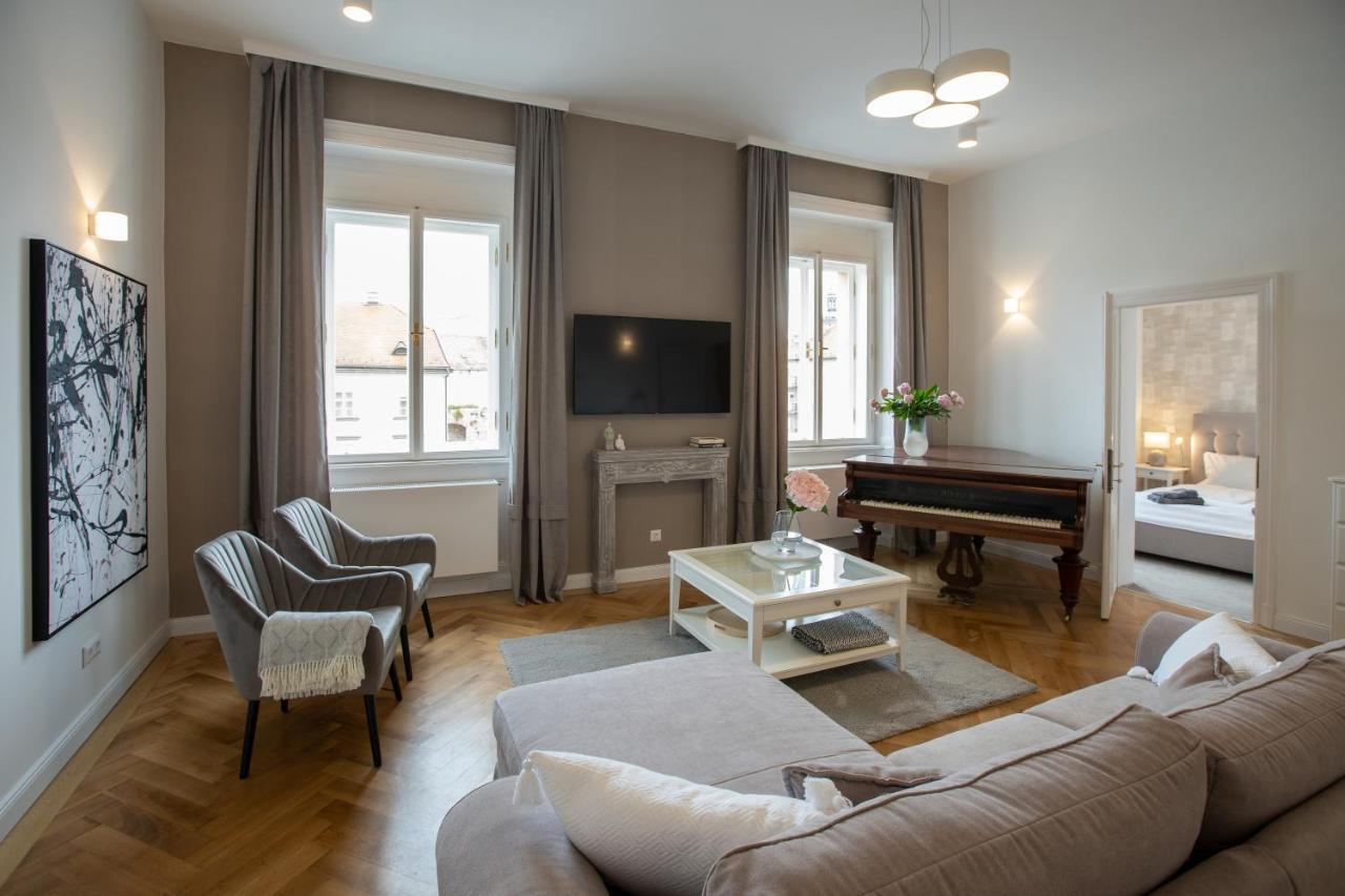 El Gusto Homes Town شوبرون المظهر الخارجي الصورة