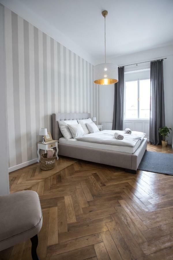 El Gusto Homes Town شوبرون المظهر الخارجي الصورة