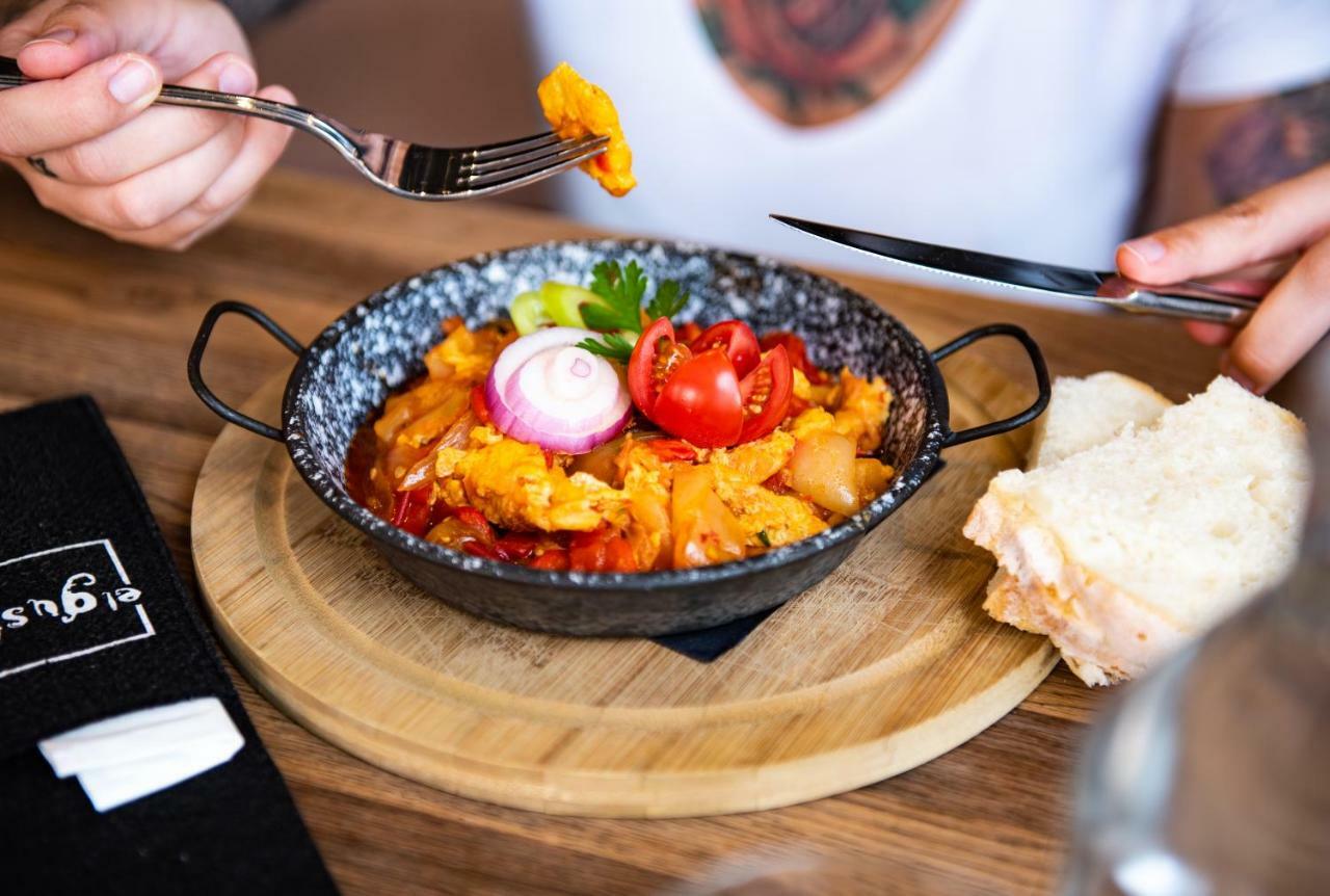El Gusto Homes Town شوبرون المظهر الخارجي الصورة